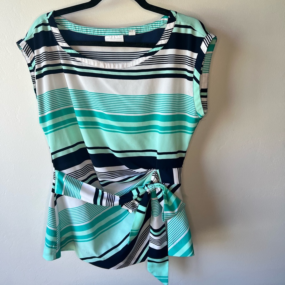 New York &Company blouse